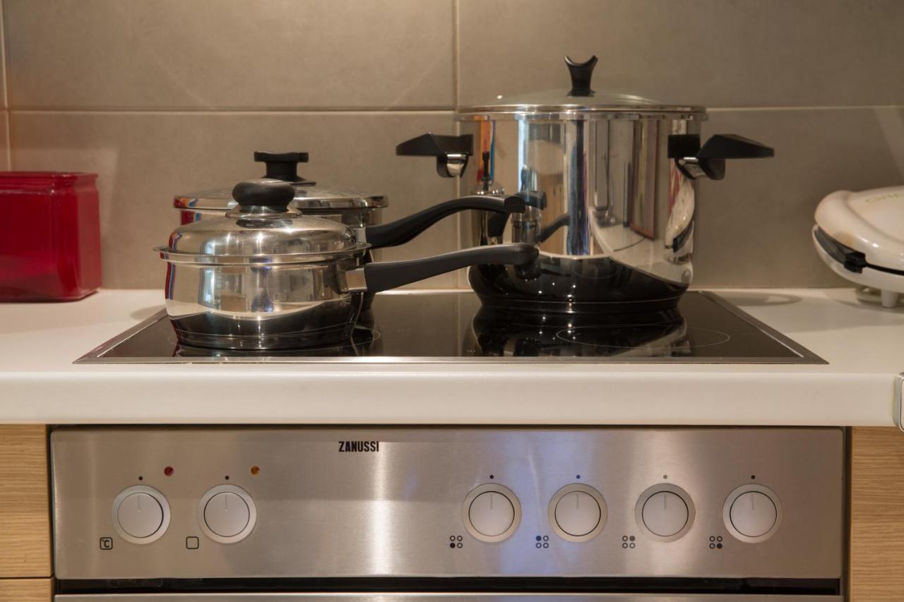 Lovely New βuild Flat Near Metro - Free Parking Apartment *