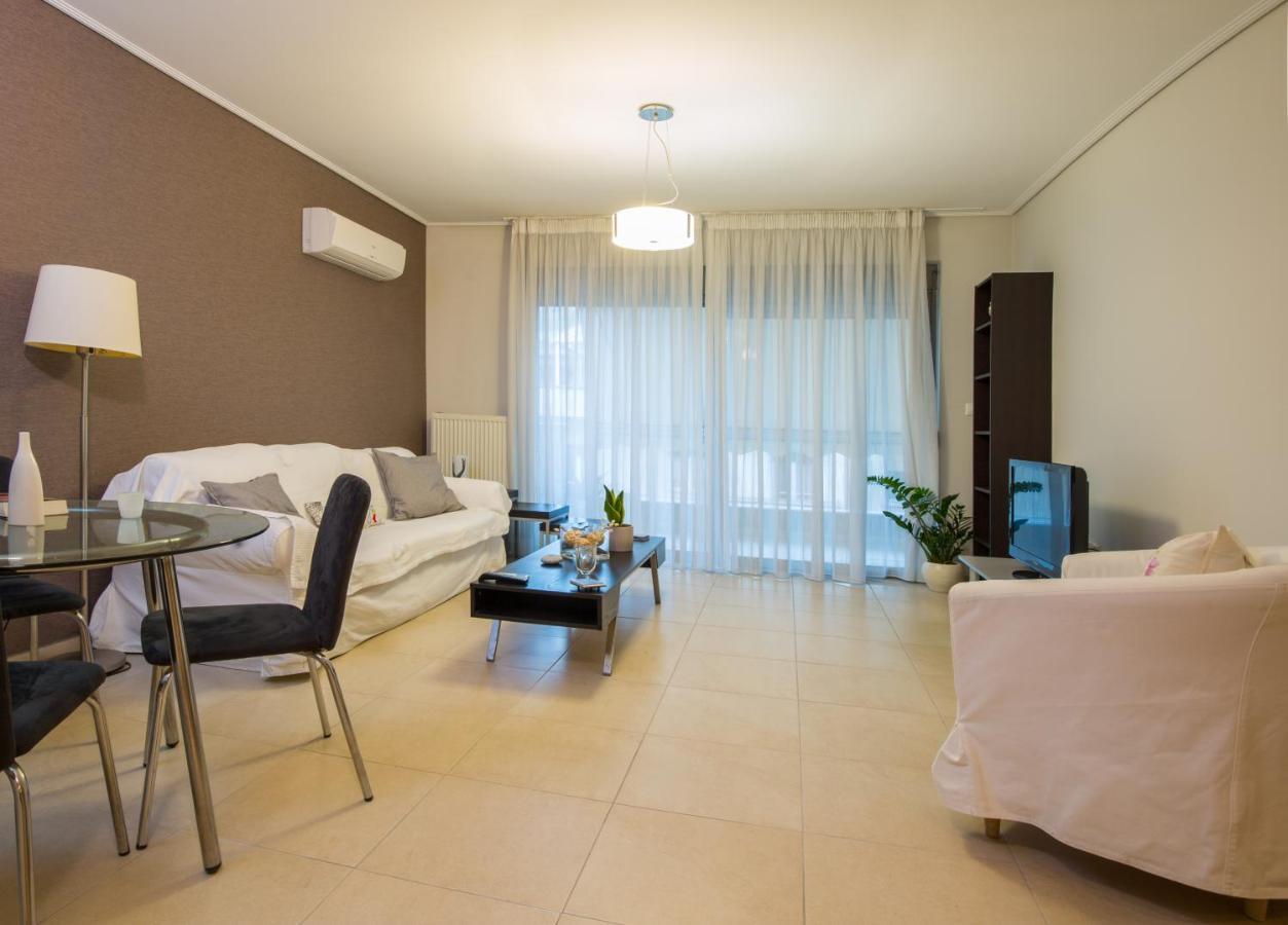 Apartment Lovely New βuild Flat Near Metro - Free Parking *